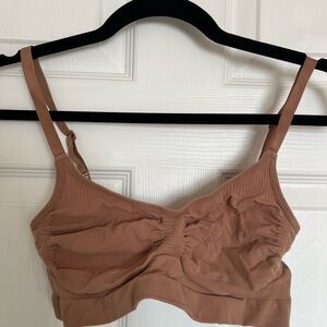SKIMS Sculpting Bra in Colour Sienna
